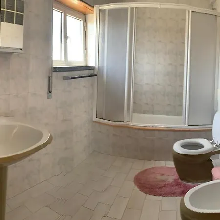 Joe's House * Fátima