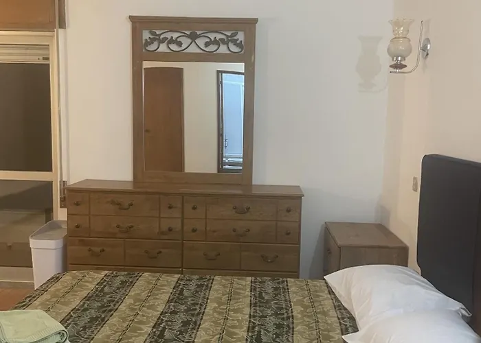 招待所 Joe's House *